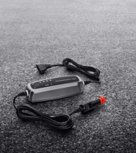 Porsche Charge-o-mat Pro akkumulátortöltő