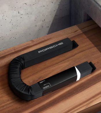 Rugalmas csomagrögzítés