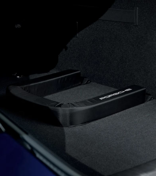 Rugalmas csomagrögzítés