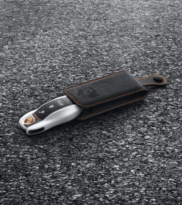 Alcantara® kulcstartó