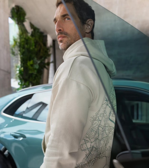 URBAN pulóver – Porsche Cayenne Electric Lifestyle