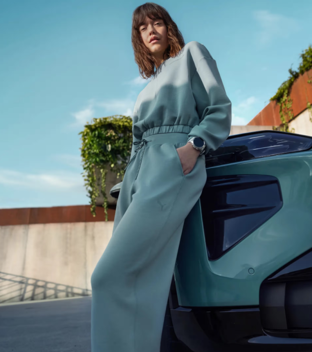 Pulóver– Porsche Cayenne Electric Lifestyle