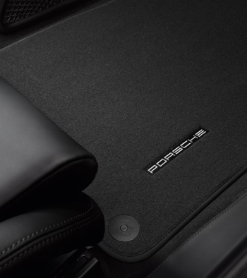 Nubuk szegélyű szőnyegek - 718 (jobbkormányos)